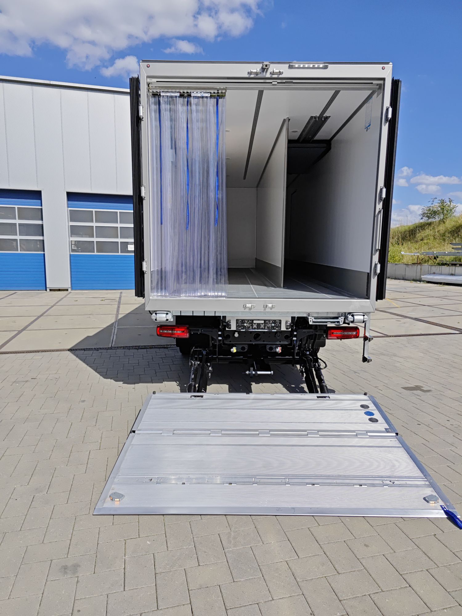 MAN TGM 18.290 Multitemperatur-Kühlfahrzeug ATP Thermo King (SN34802 ...